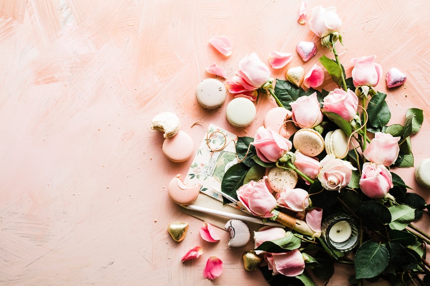 The Best Valentine's Flowers 2022, and How the Traditions Began